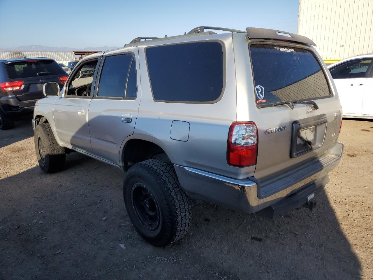 2001 Toyota 4Runner - Image 2