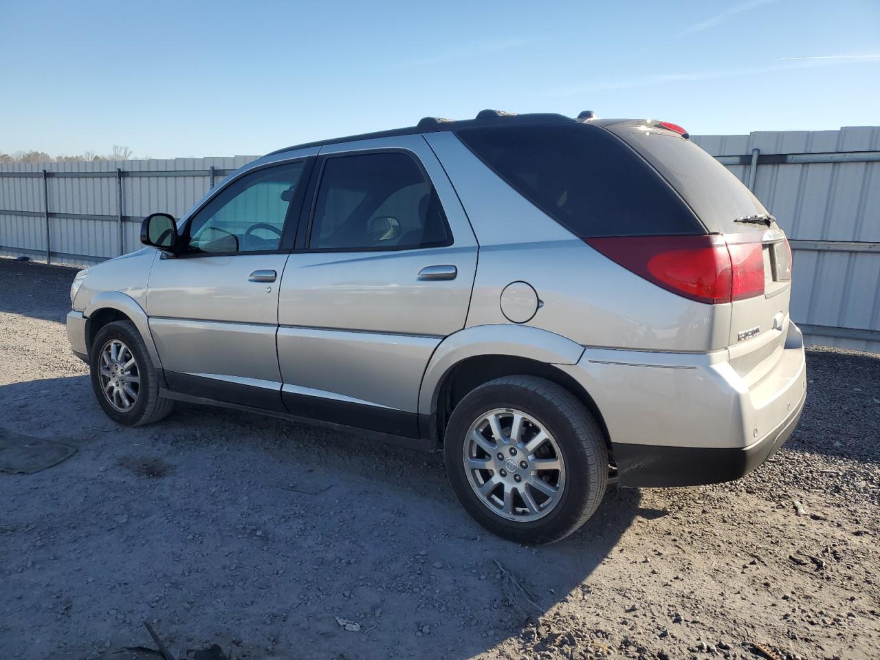 2007 Buick Rendezvous - Image 2
