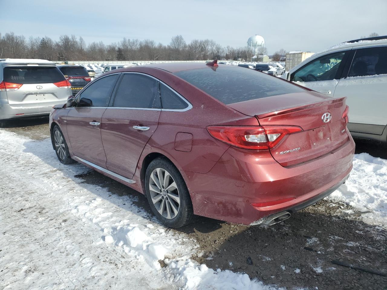 2015 Hyundai Sonata - Image 2