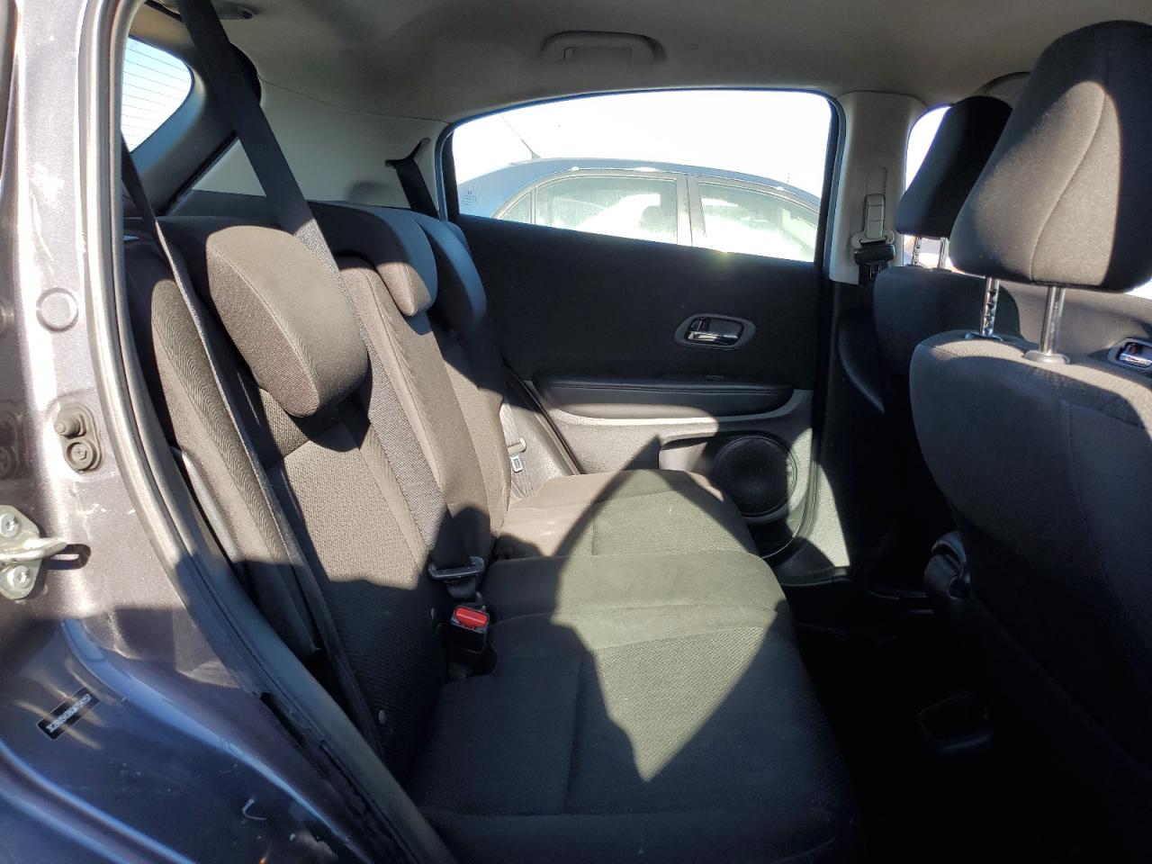 2016 Honda HR-V - Image 11