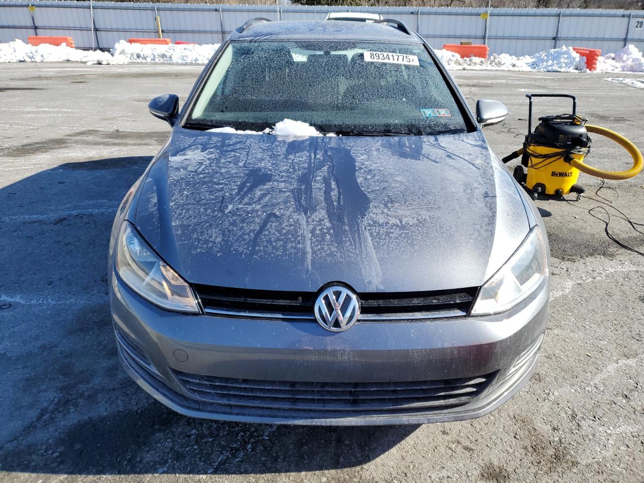 2016 Volkswagen Golf - Image 5
