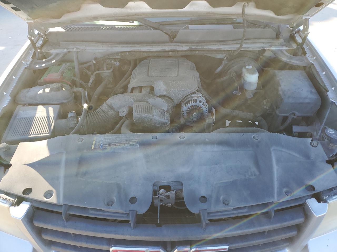 2011 GMC Sierra - Image 11