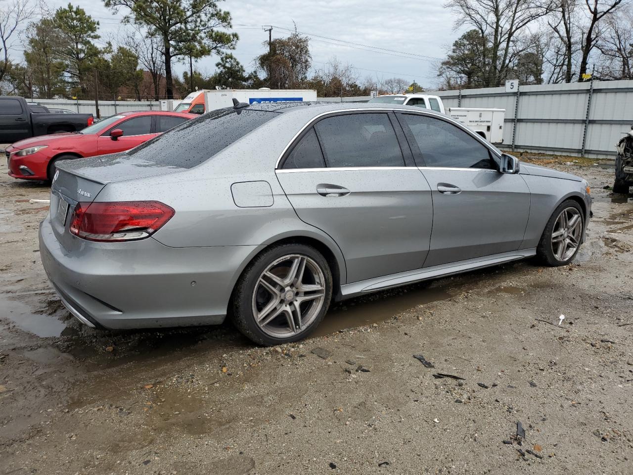 2014 Mercedes-Benz E-klasse - Image 3