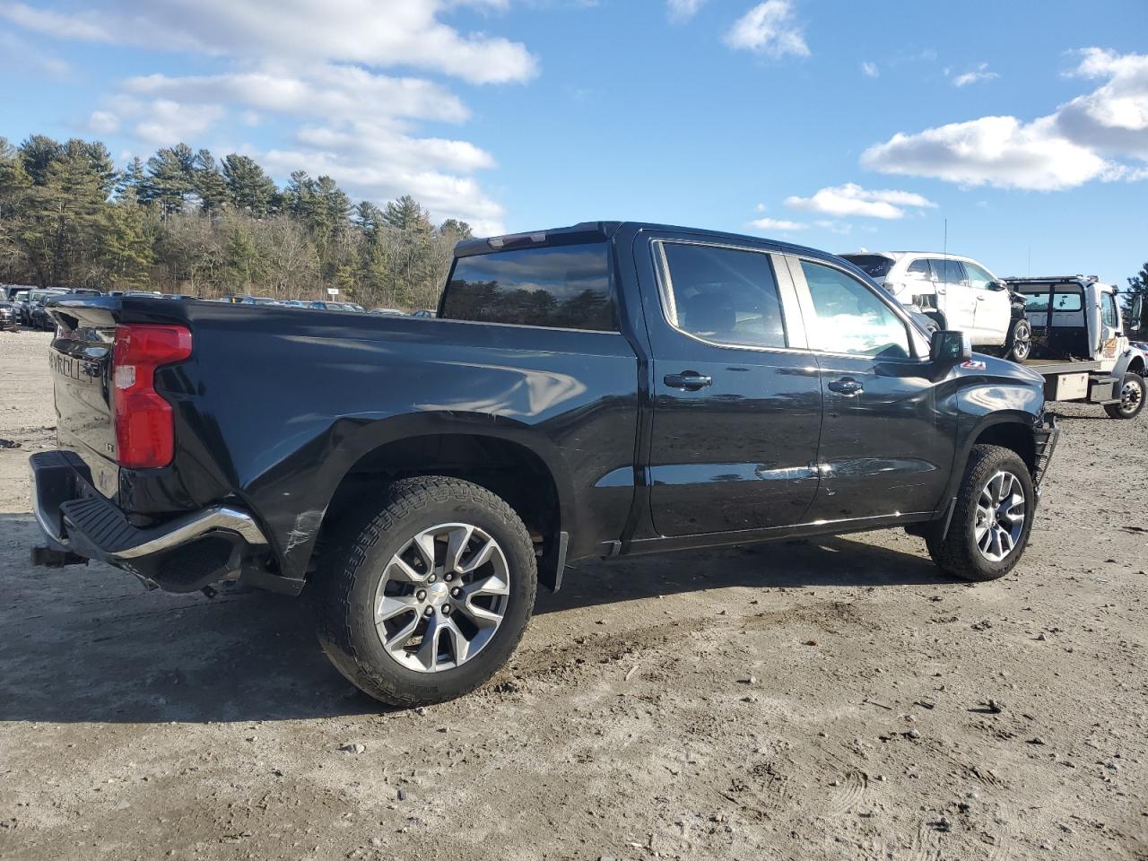2022 Chevrolet Silverado - Image 3