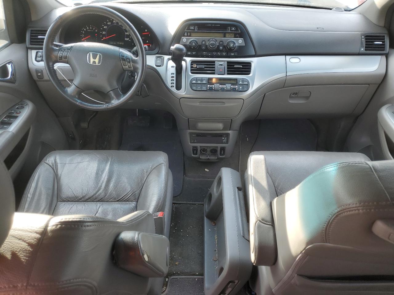 2009 Honda Odyssey - Image 8