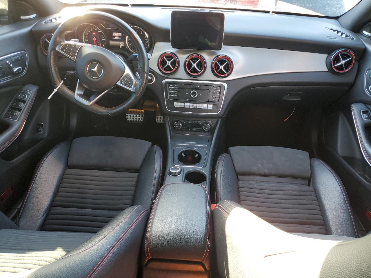 2018 Mercedes-Benz CLA-klasse - Image 8