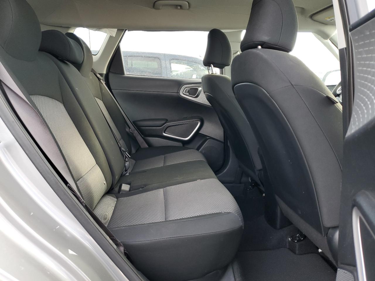 2022 Kia Soul - Image 12