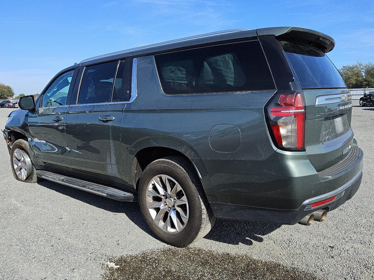 2023 Chevrolet Suburban - Image 2