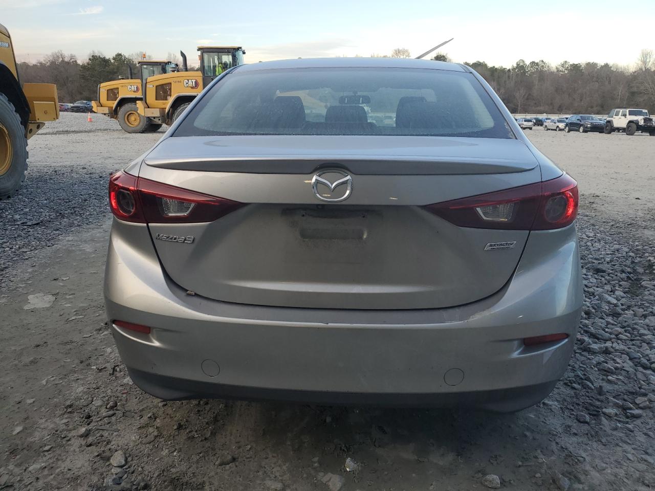 2015 Mazda 3 - Image 6