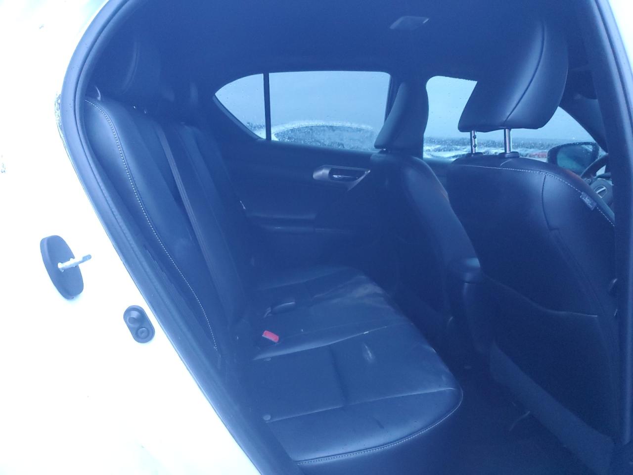 2015 Lexus CT - Image 10
