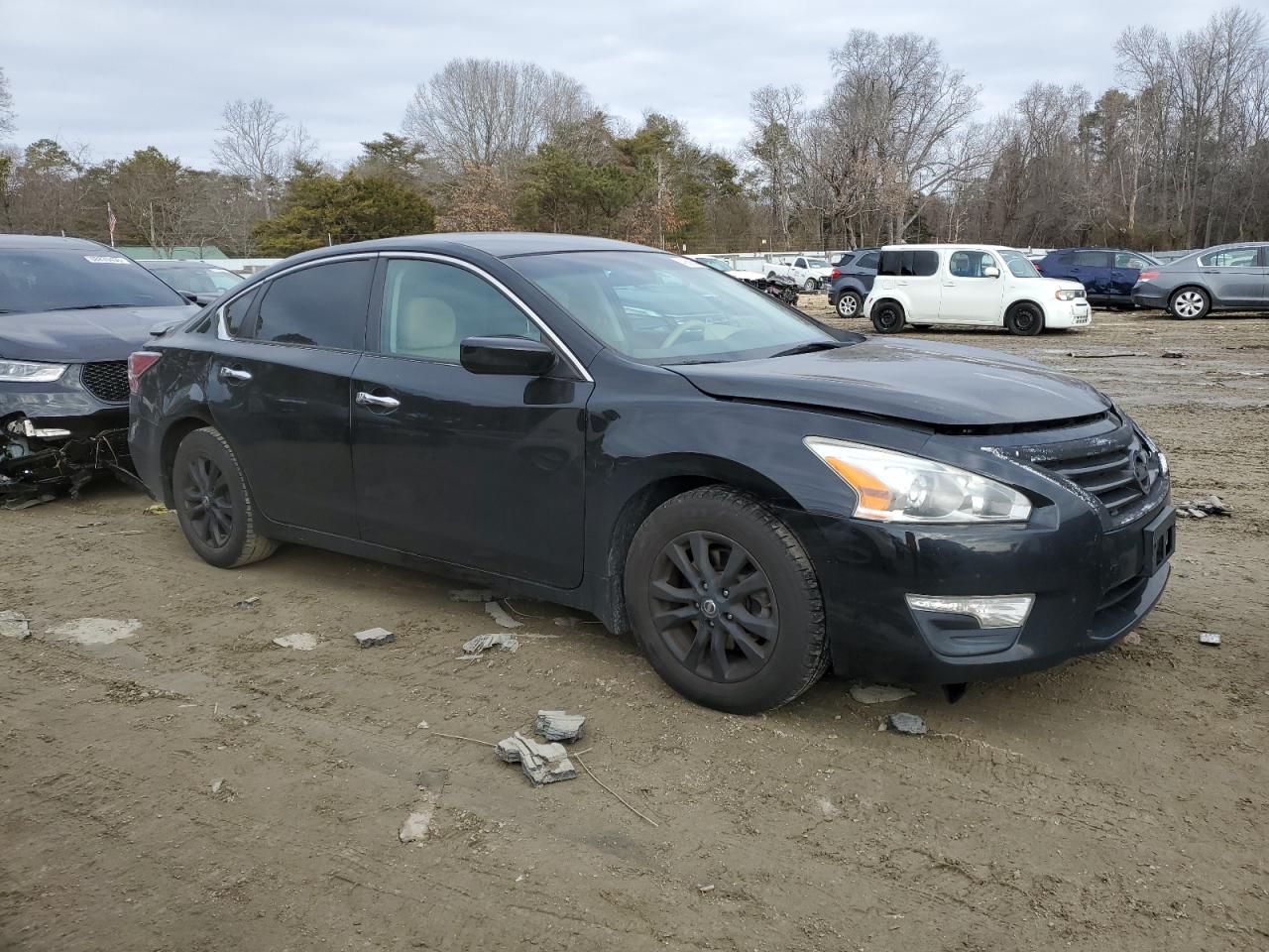 2015 Nissan Altima - Image 4