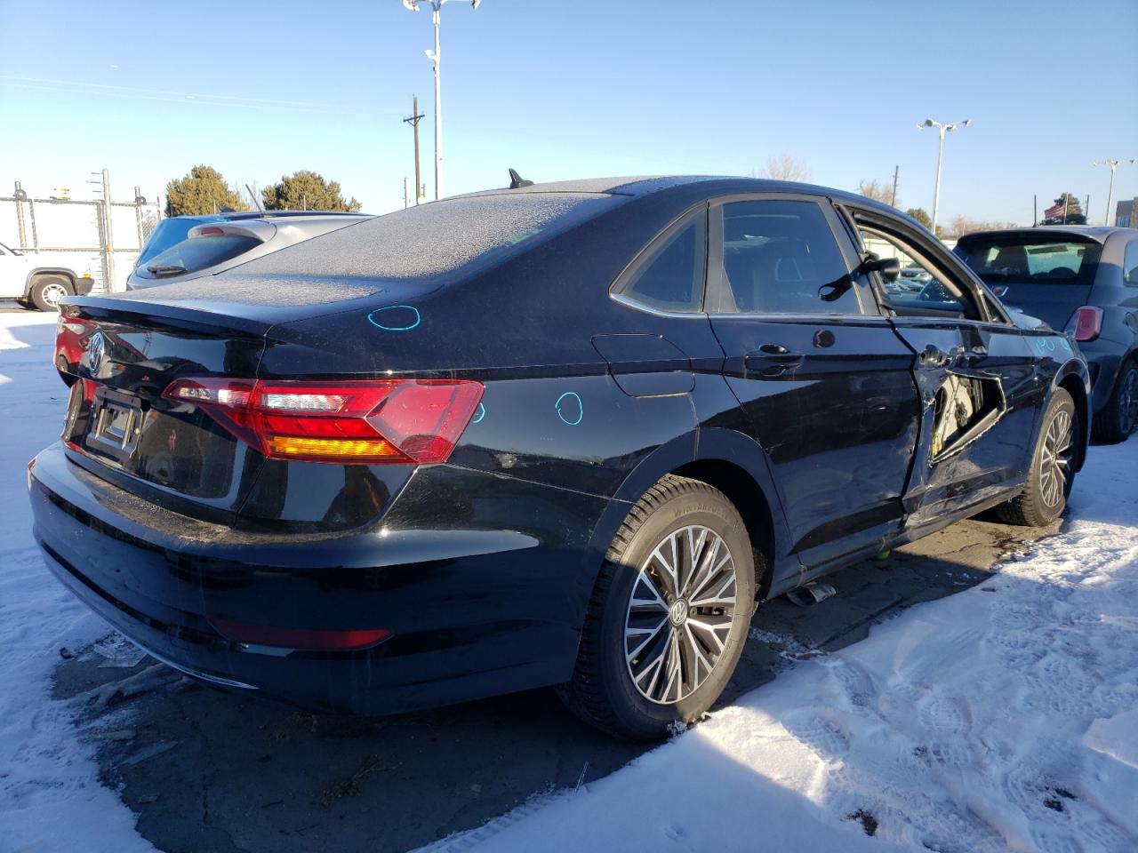 2019 Volkswagen Jetta - Image 3