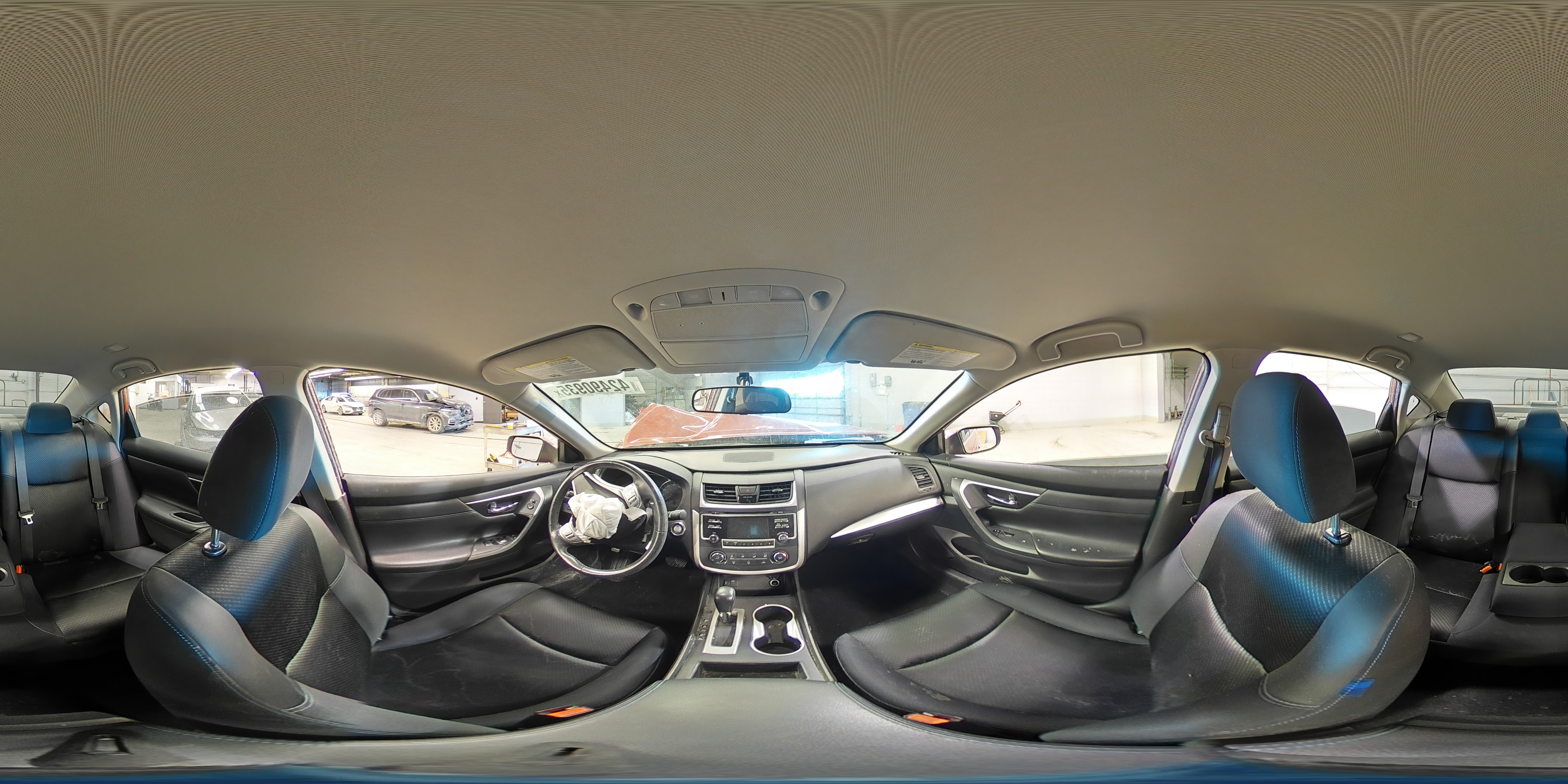 2017 Nissan Altima - Image 12