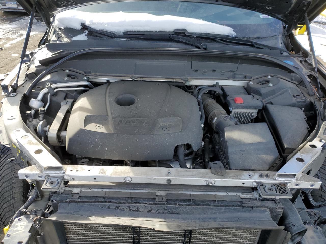 2019 Volvo XC60 - Image 12