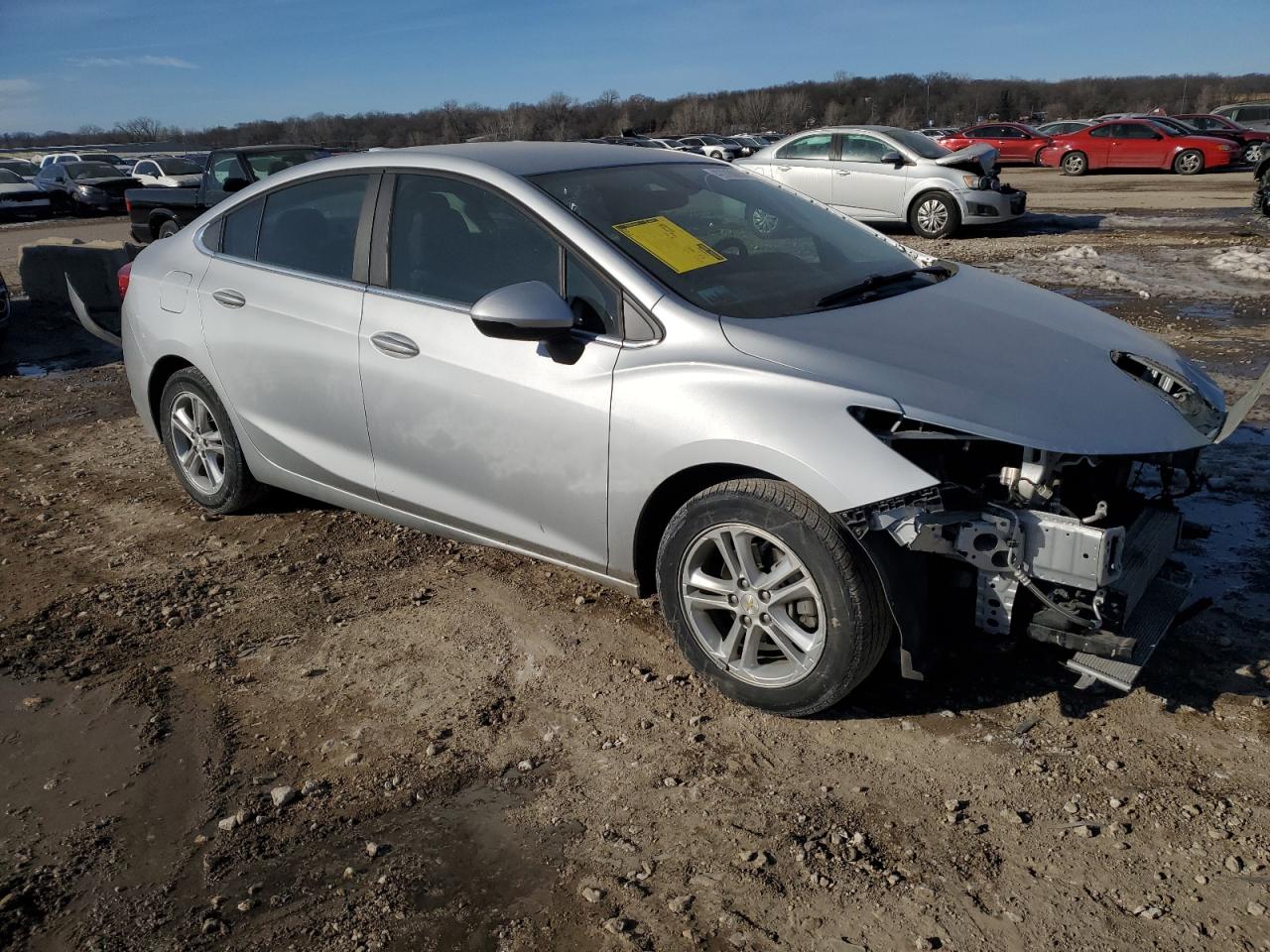 2018 Chevrolet Cruze - Image 4