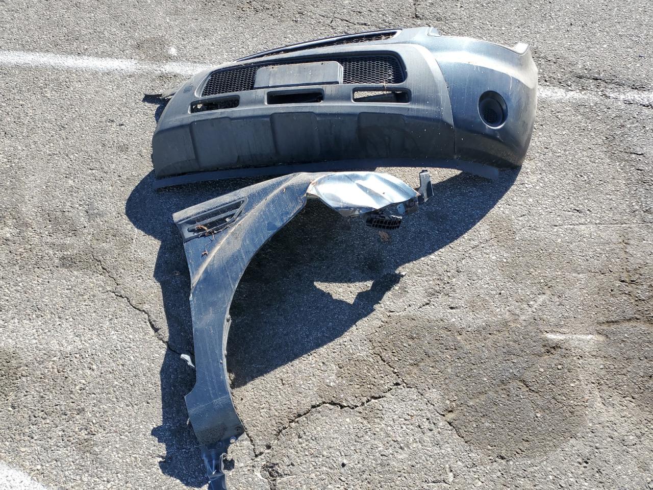 2011 Kia Soul + VIN: KNDJT2A22B7271417 Lot: 88494275