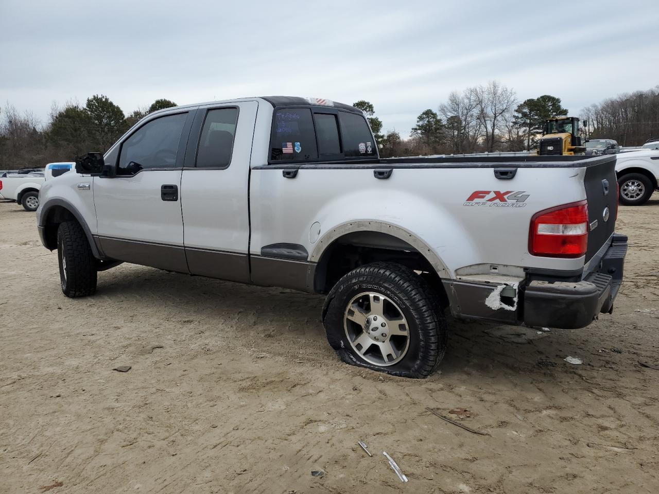 2005 Ford F-150 - Image 2
