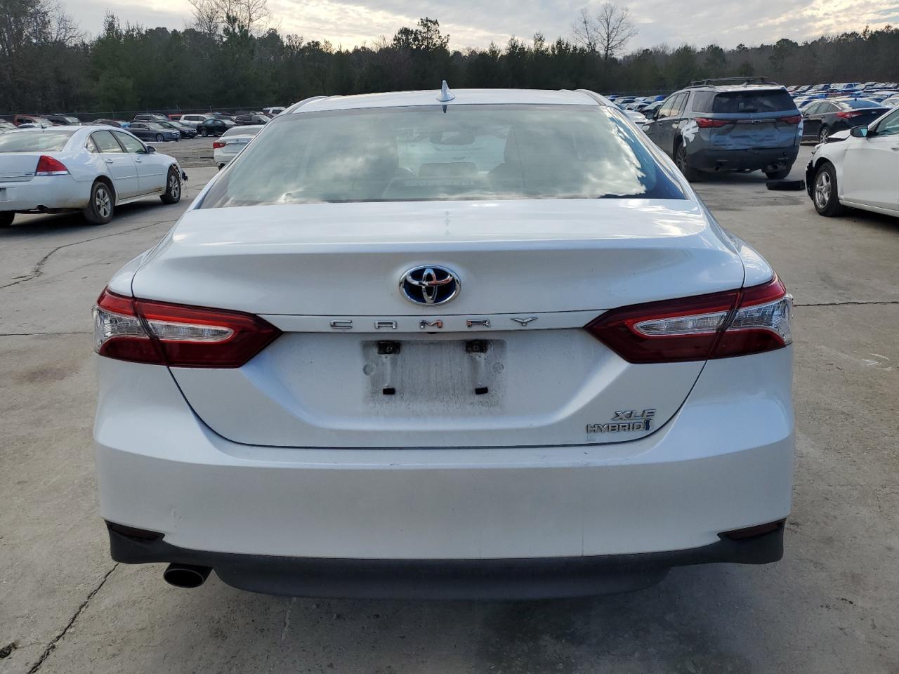 2019 Toyota Camry - Image 6