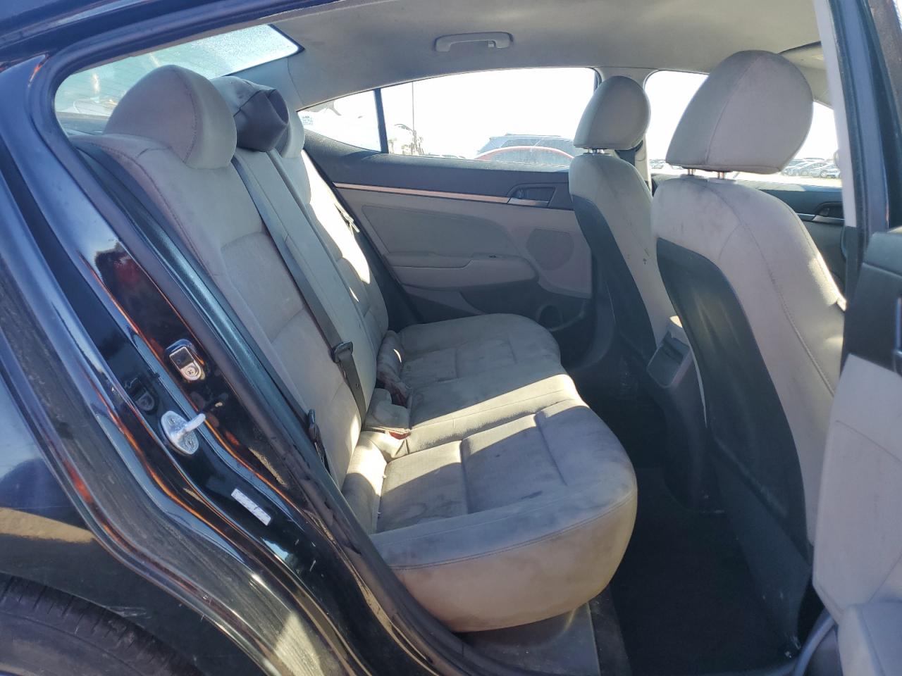 2017 Hyundai Elantra - Image 10