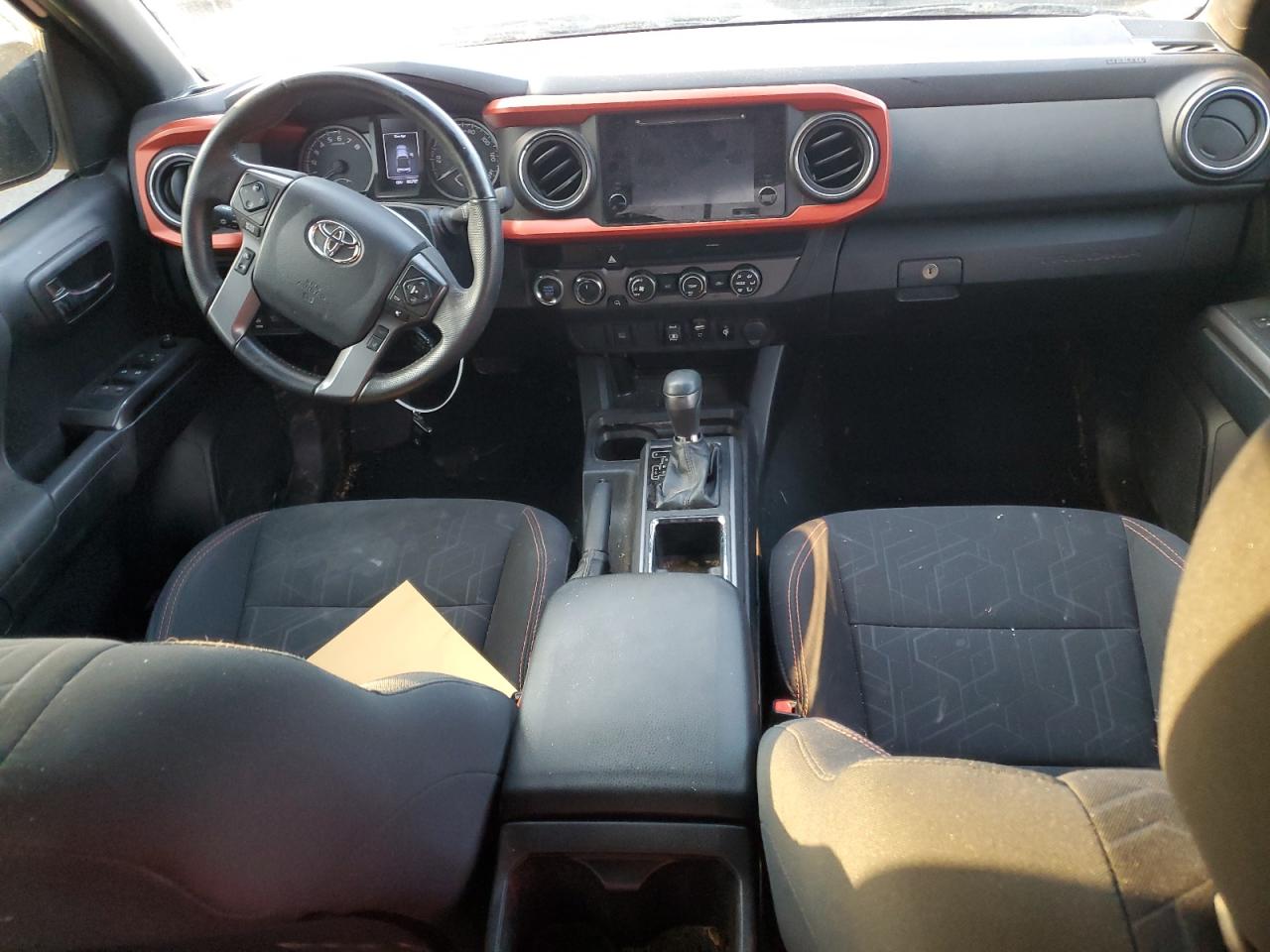 2019 Toyota Tacoma - Image 8