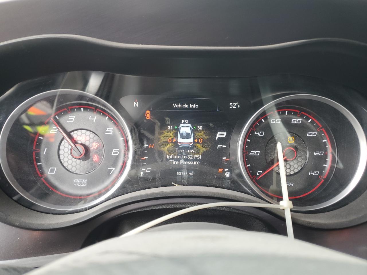 2021 Dodge Charger - Image 9