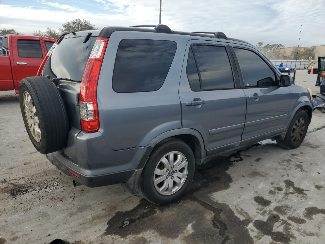 2005 Honda CR-V - Image 3