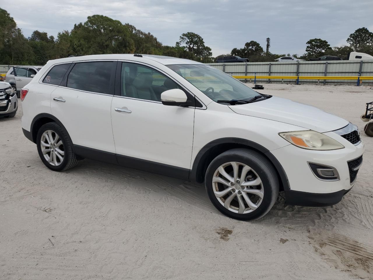 2012 Mazda CX-9 - Image 4