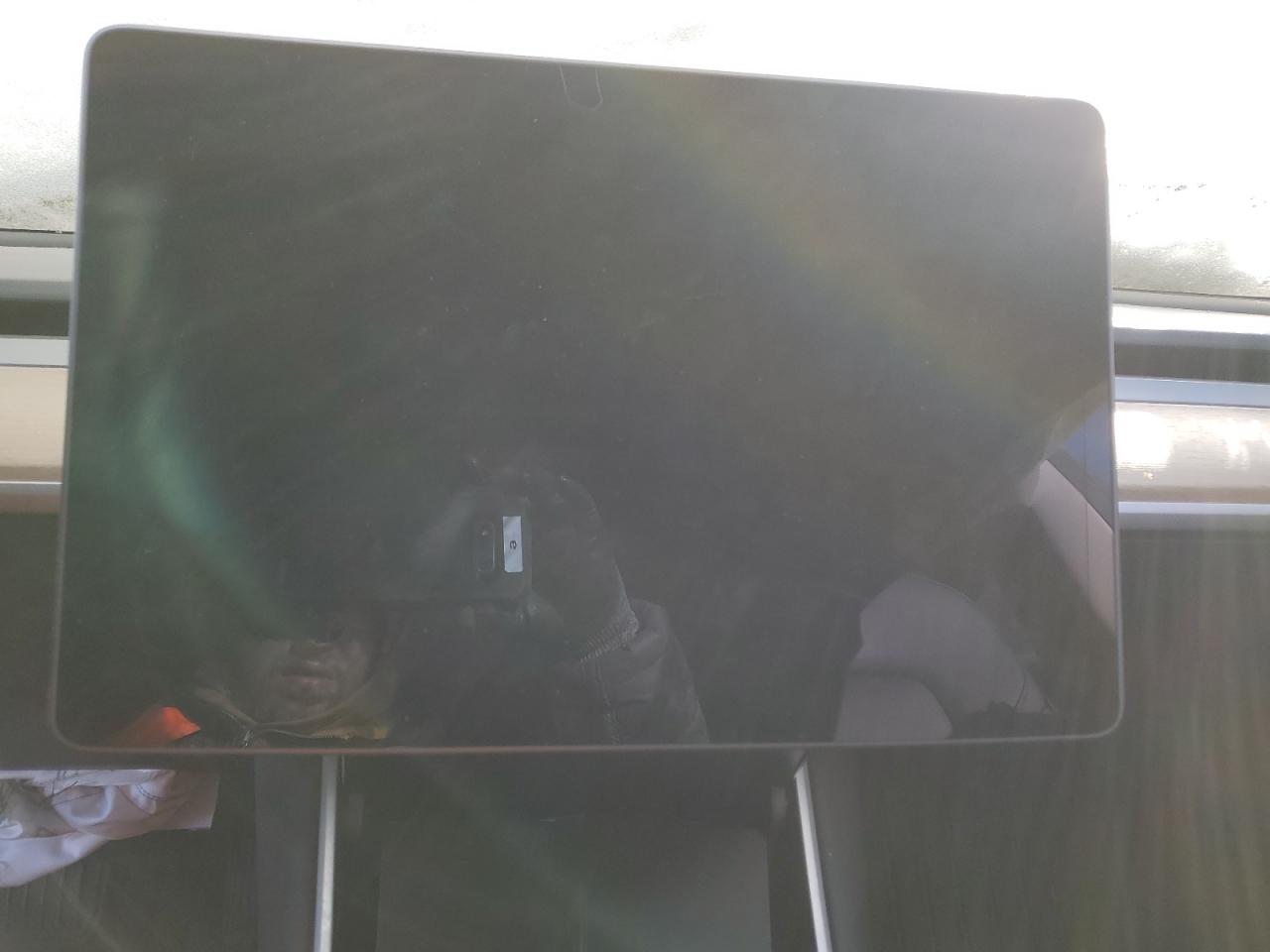 2018 Tesla Model 3 VIN: 5YJ3E1EA0JF041186 Lot: 84741054