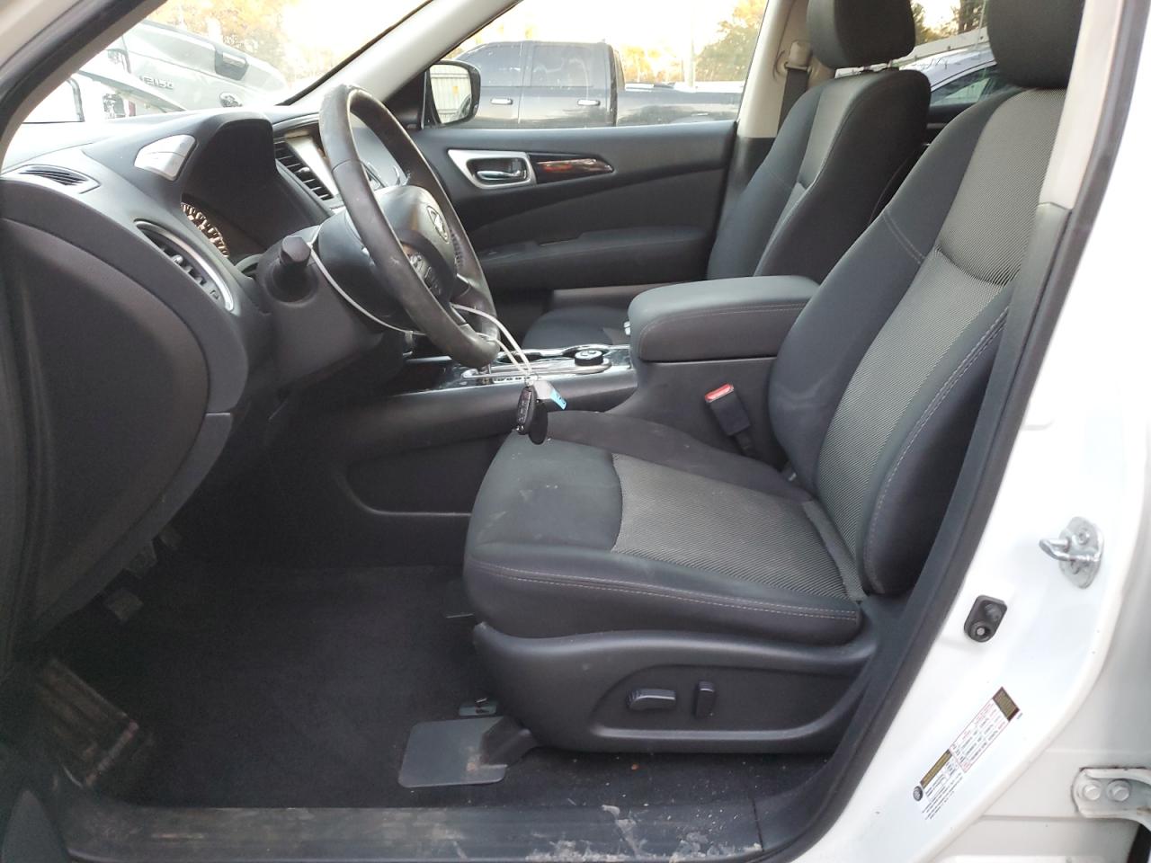 2017 Nissan Pathfinder - Image 7