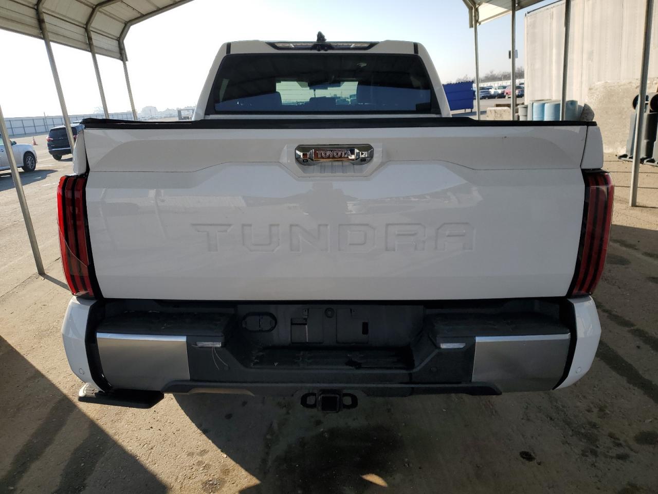 2022 Toyota Tundra - Image 6