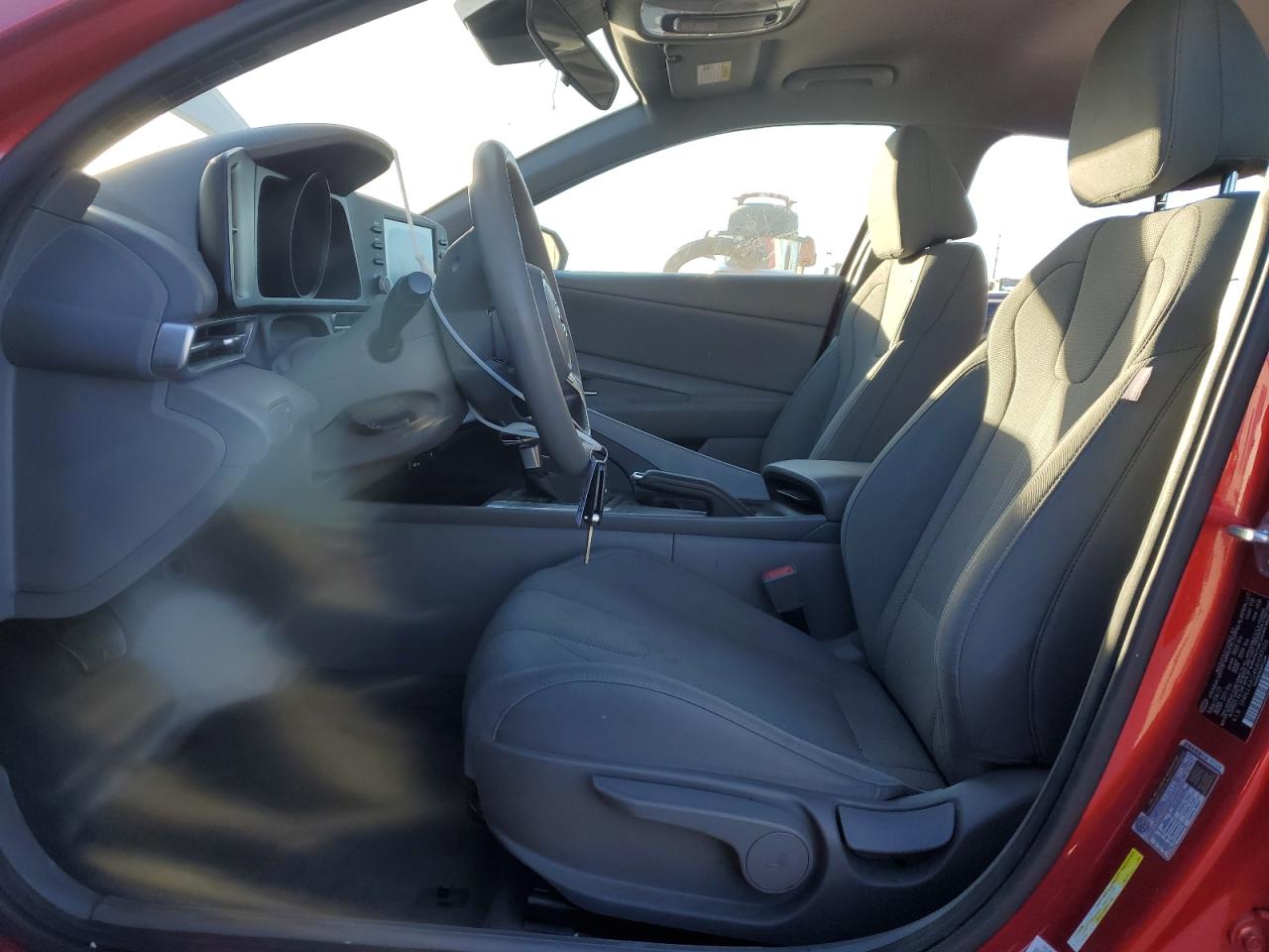 2021 Hyundai Elantra - Image 7