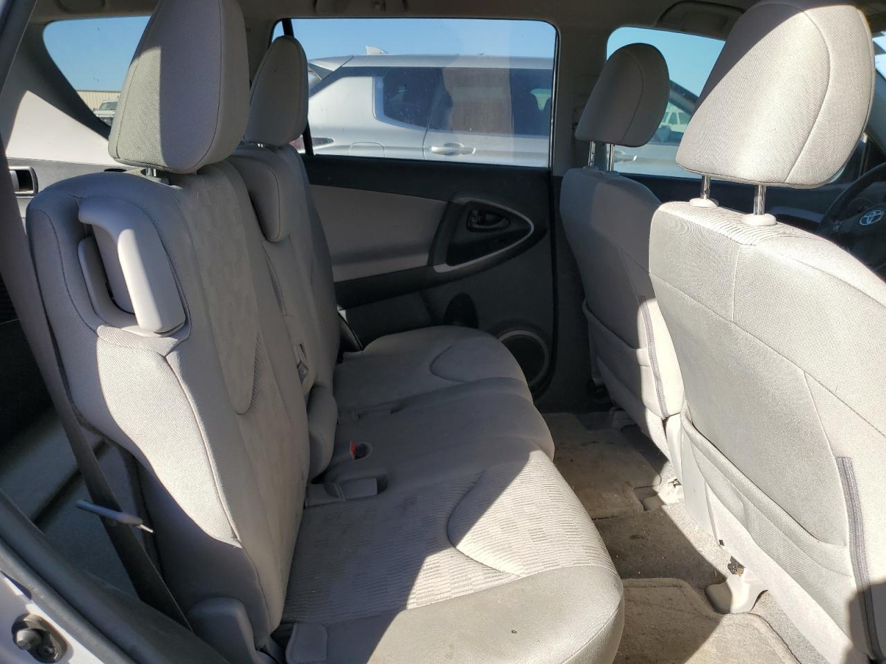 2012 Toyota RAV 4 - Image 11