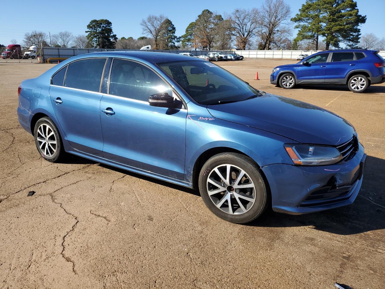 2017 Volkswagen Jetta - Image 4