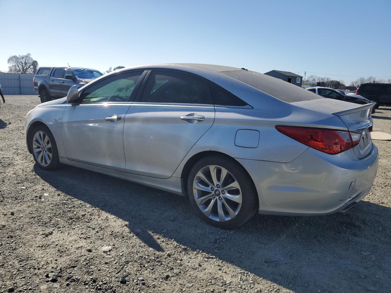 2013 Hyundai Sonata - Image 2