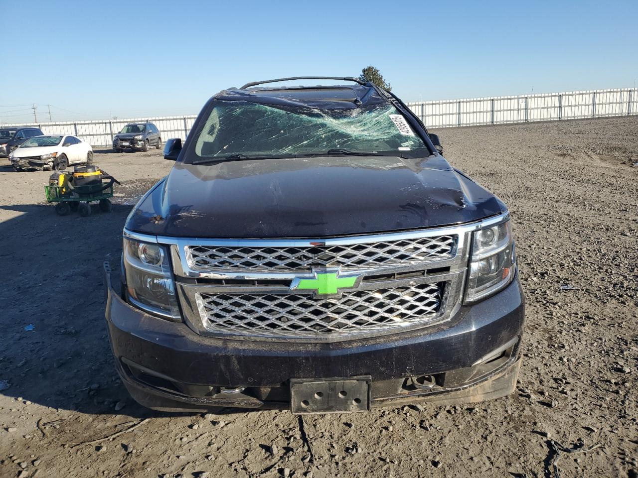2017 Chevrolet Suburban - Image 5