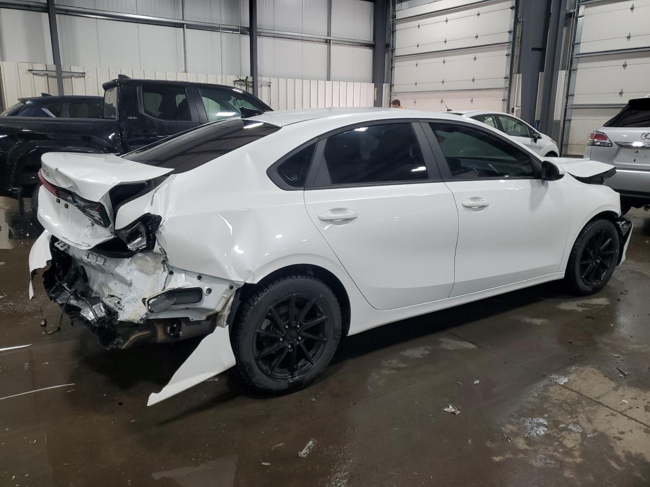 2022 Kia Forte - Image 3