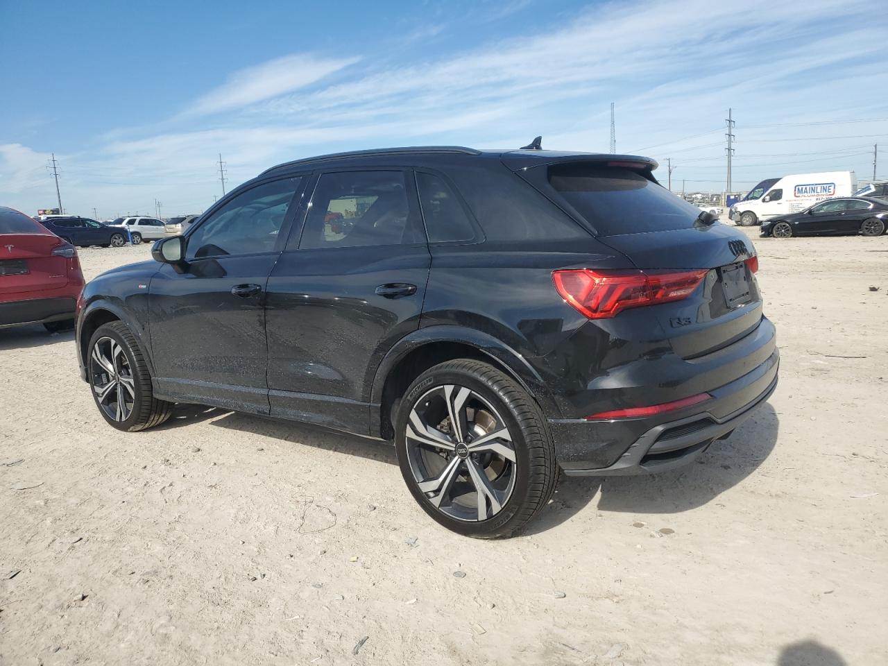 2023 Audi Q3 - Image 2