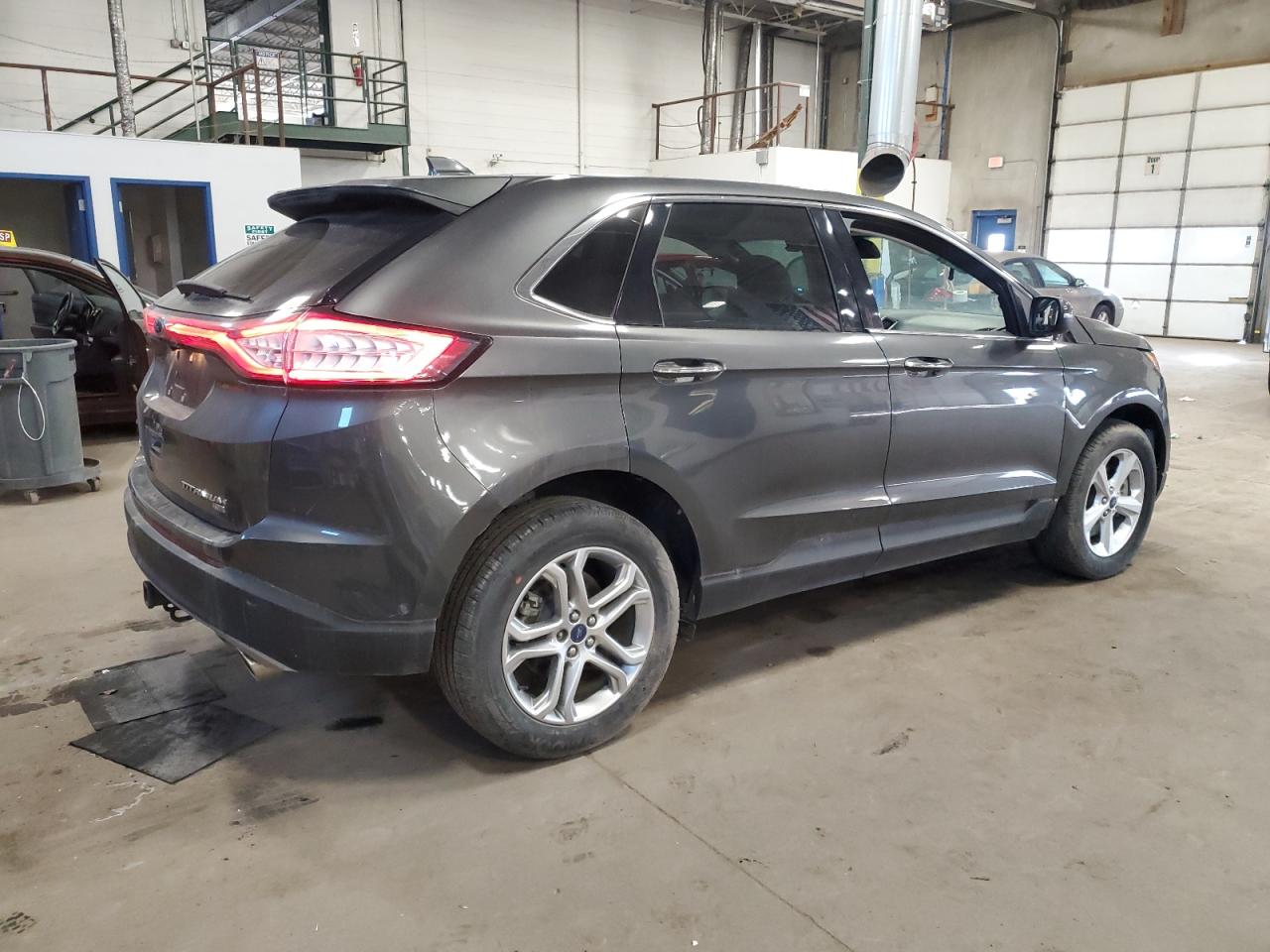 2017 Ford Edge - Image 3