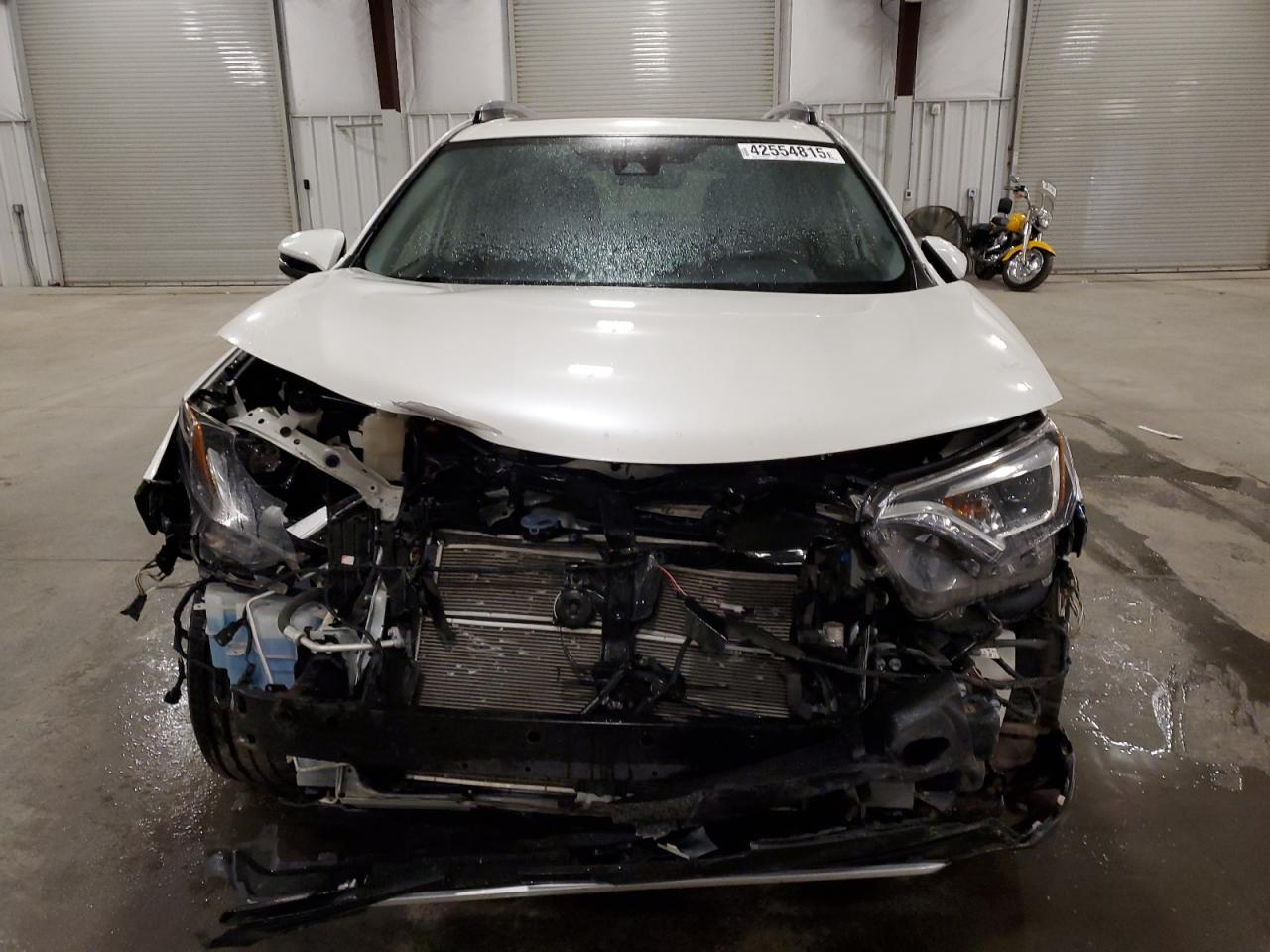 2018 Toyota RAV 4 - Image 5