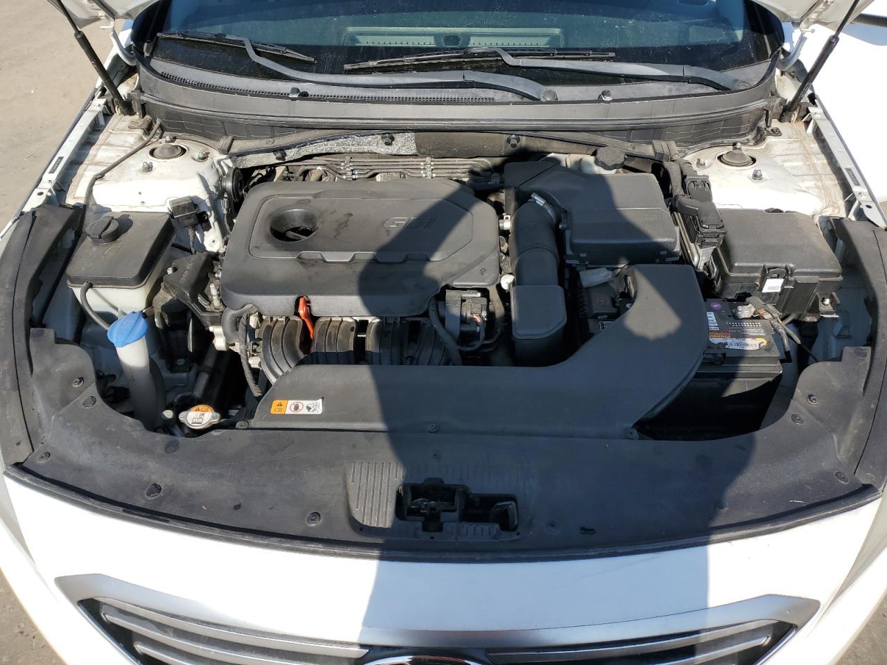2015 Hyundai Sonata - Image 12