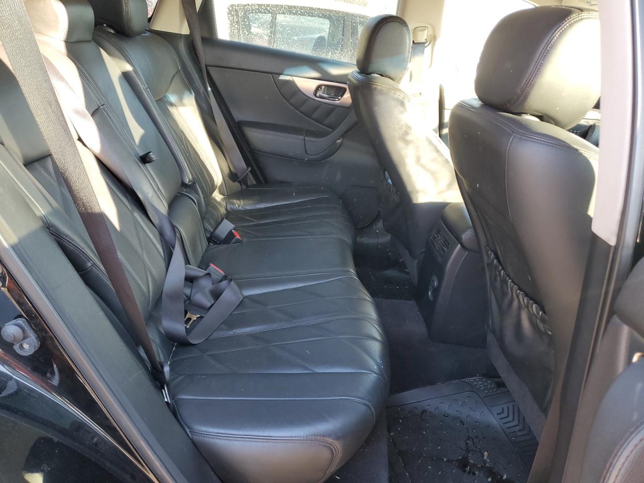 2010 Infiniti FX - Image 11