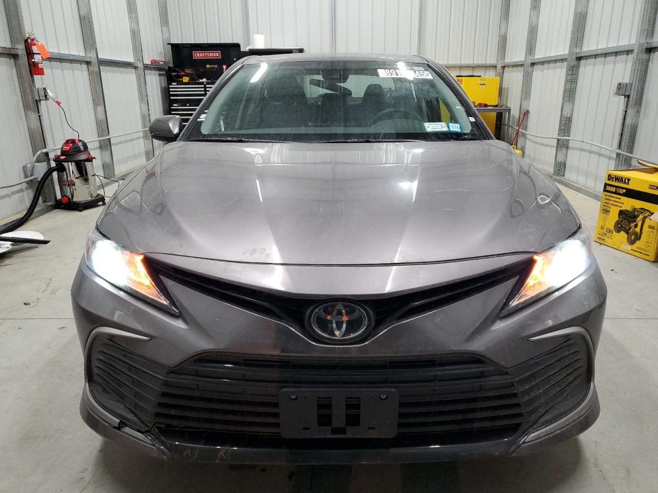 2024 Toyota Camry - Image 5