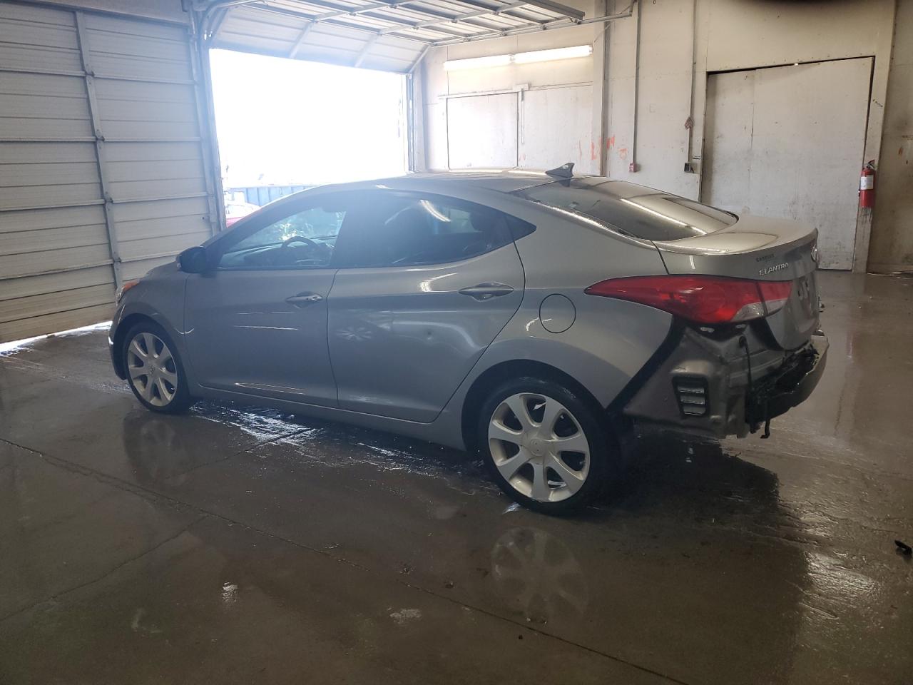 2012 Hyundai Elantra - Image 2