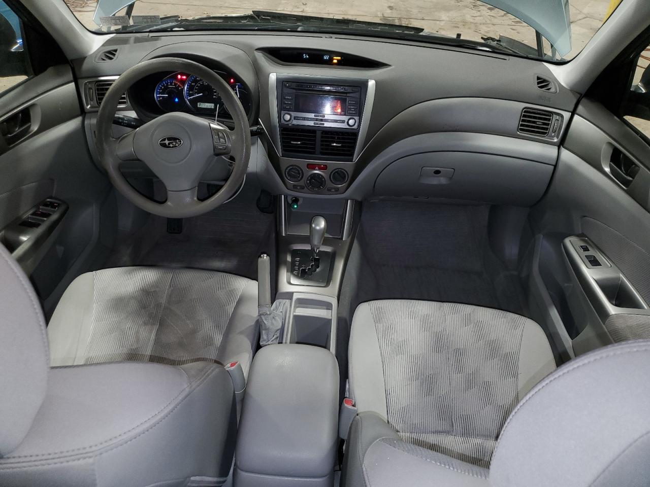 2010 Subaru Forester - Image 8