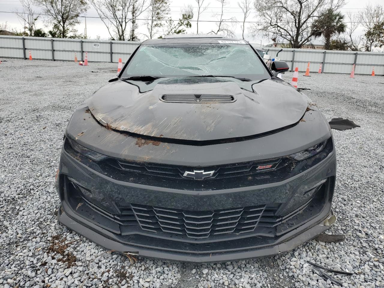 2022 Chevrolet Camaro - Image 5