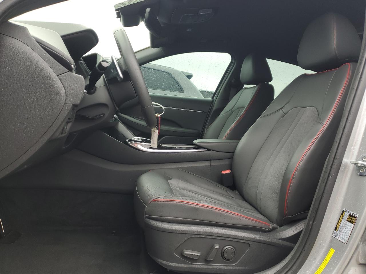 2021 Hyundai Sonata - Image 7
