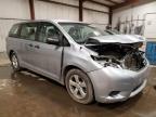 2011 Toyota Sienna  იყიდება Pennsburg-ში, PA - Front End