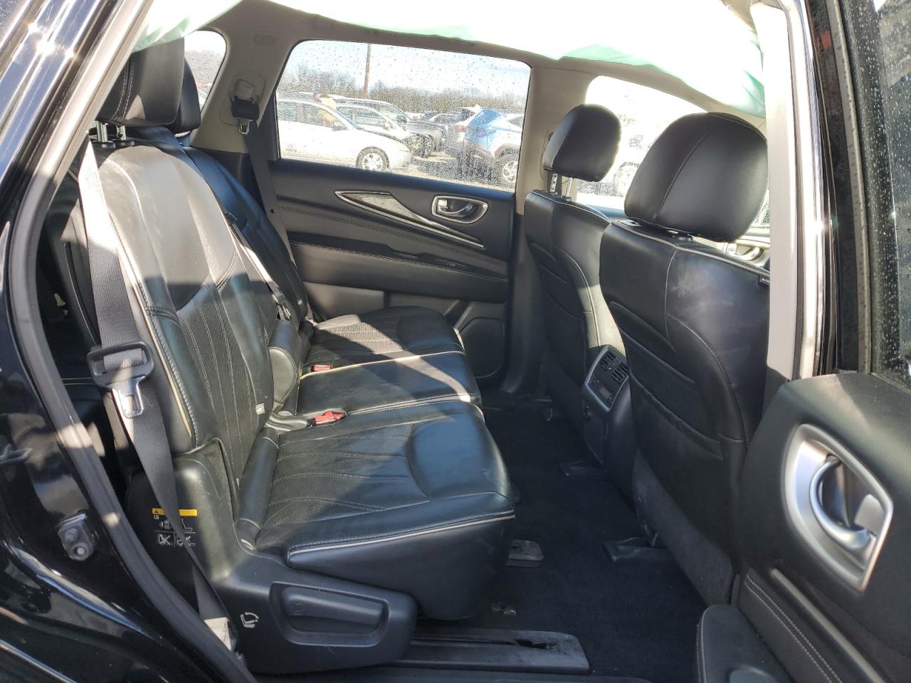 2017 Infiniti QX60 - Image 11