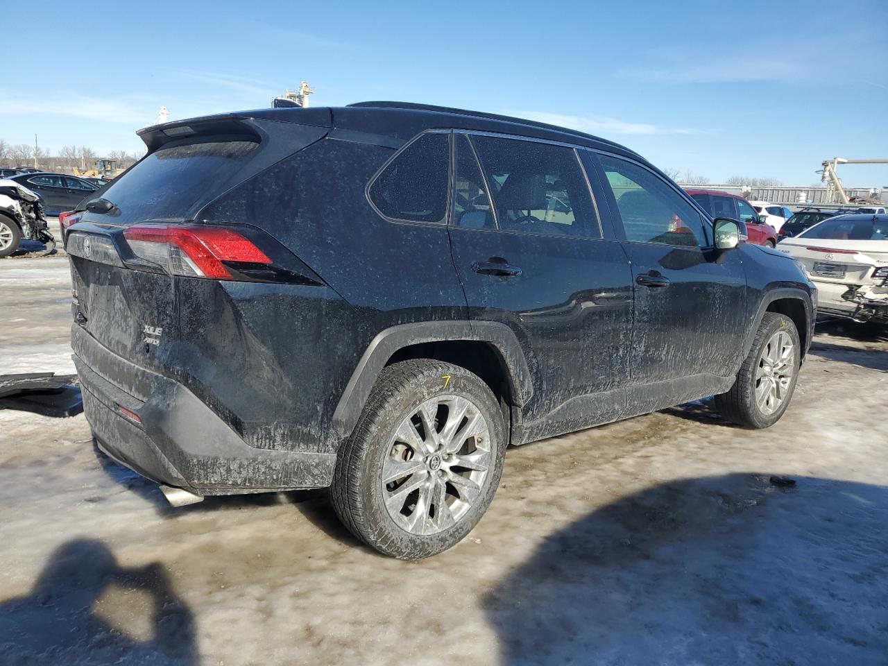 2019 Toyota RAV 4 - Image 3