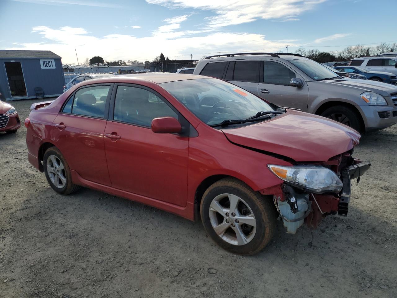 VIN 2T1BU4EEXDC010653 2013 TOYOTA COROLLA no.4